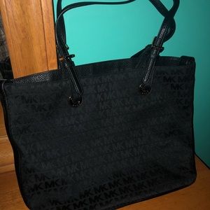 Black Michael Kors logo handbag/tote